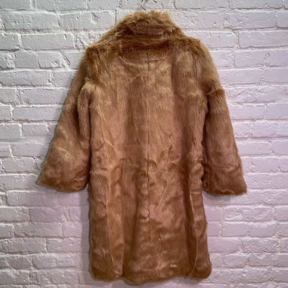 NWT Trademark Faux Fur Coat, Size S - Picture 3 of 12